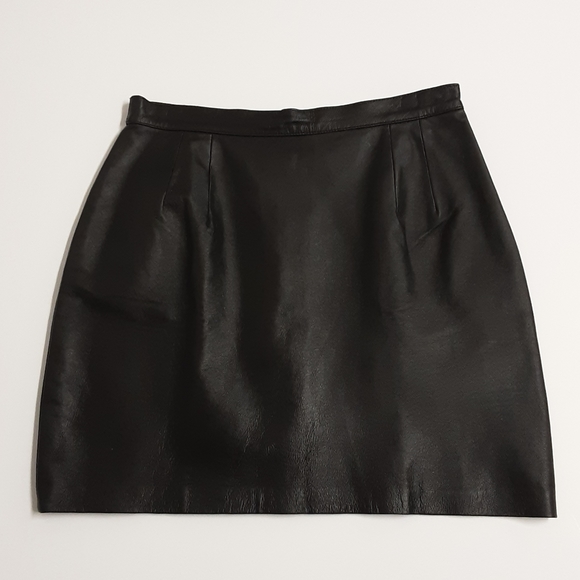 Newport News Dresses & Skirts - NWOT Newport News Sz 10 Black Leather Mini…